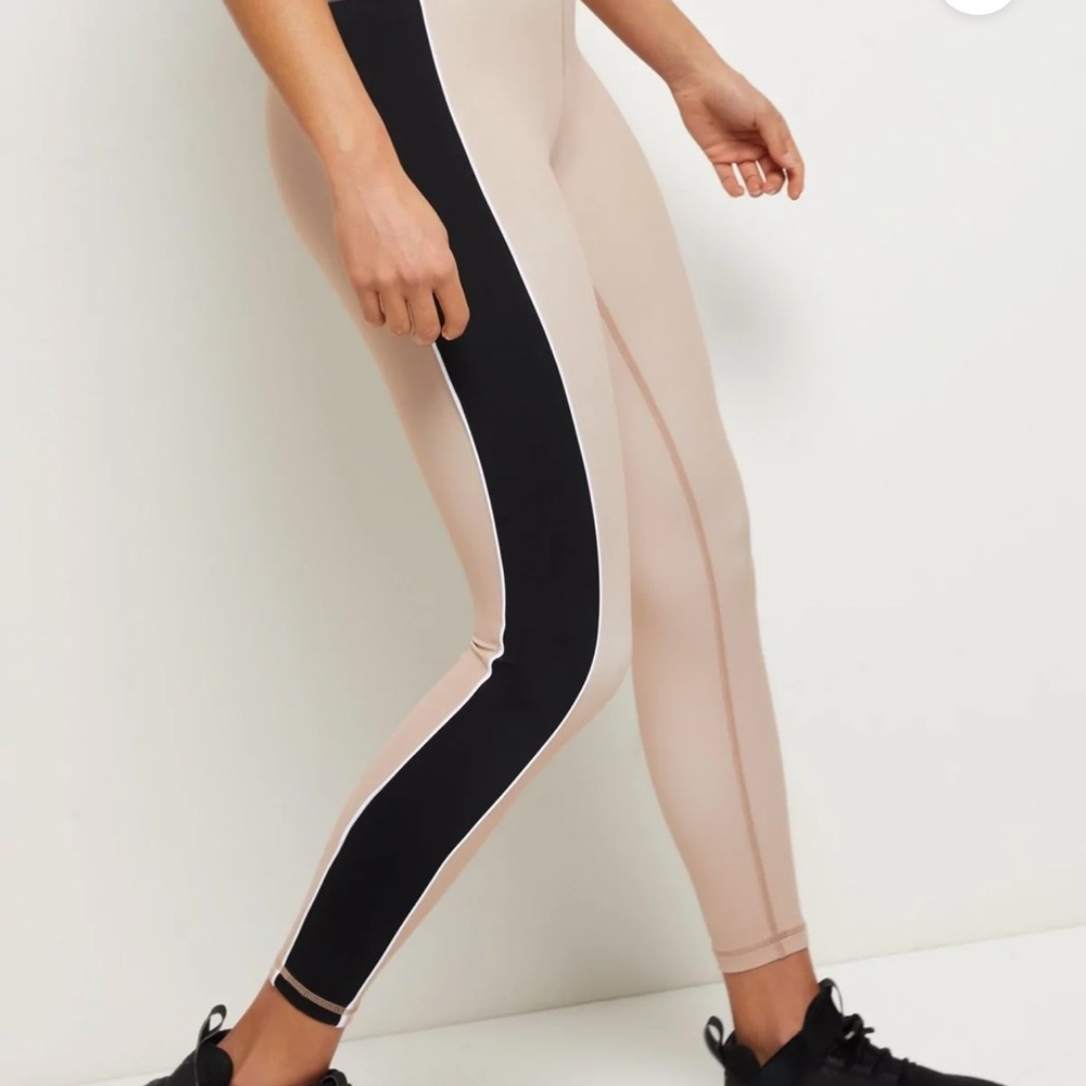 Allfenix Leggings size small